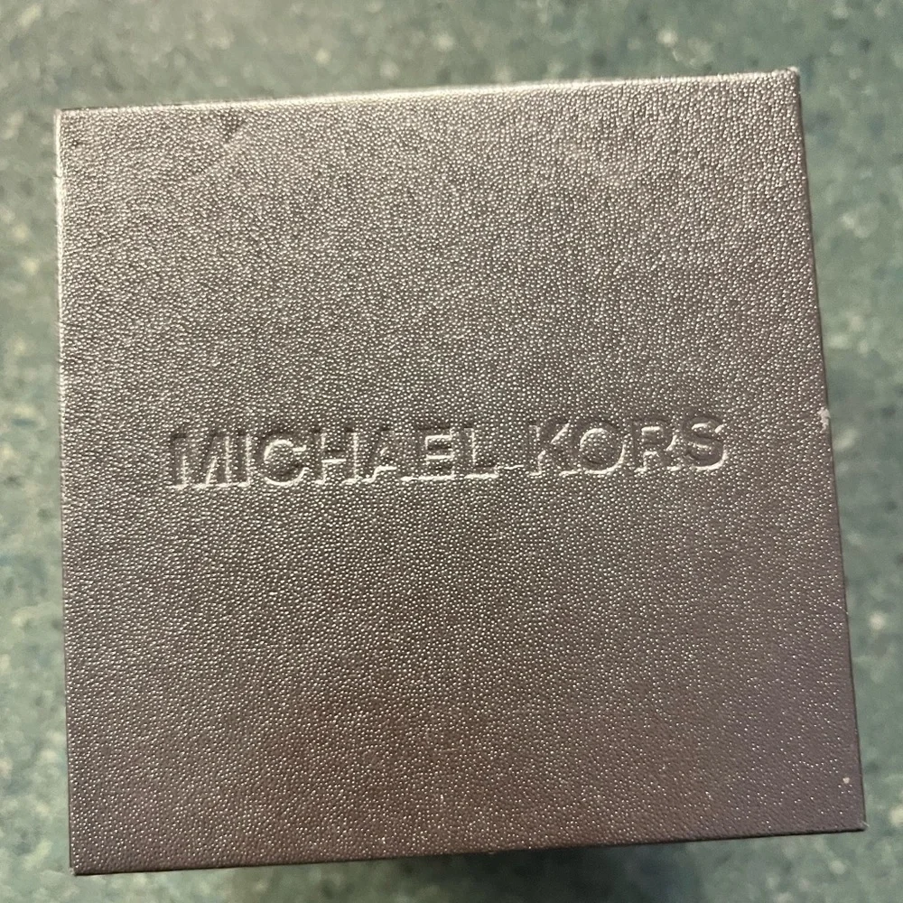 MK WATCH - Picture 6 of 7